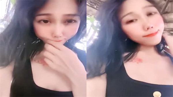 公园偷拍：风骚欲姐掰开无毛骚穴，道具玩弄淫声四起